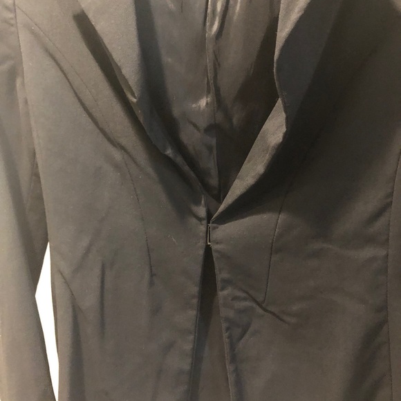 Black blazer very simple light blazer bought in Korea. Very shapely - Picture 8 of 8